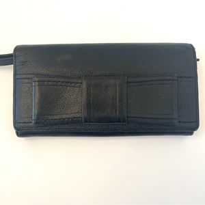 Kate Spade Black Bow Wristlet Wallet B#28